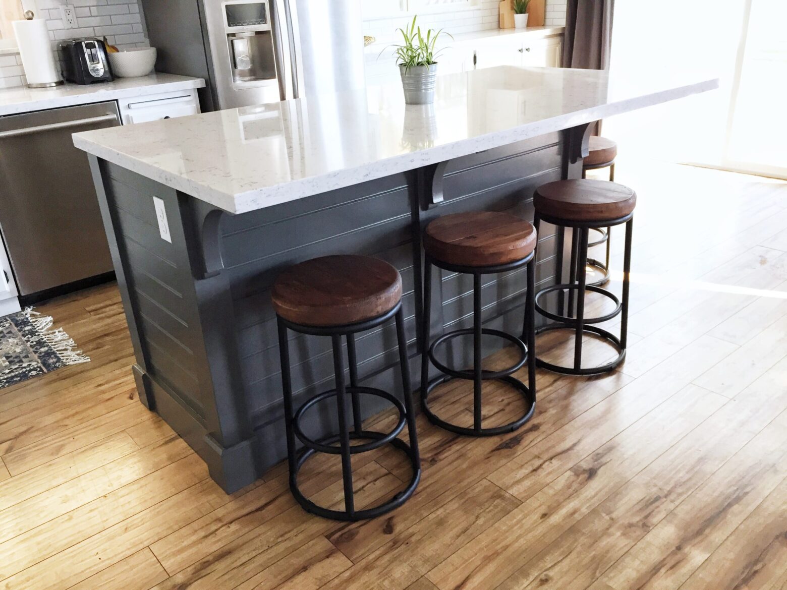 how to build kitchen island with cabinets? 2